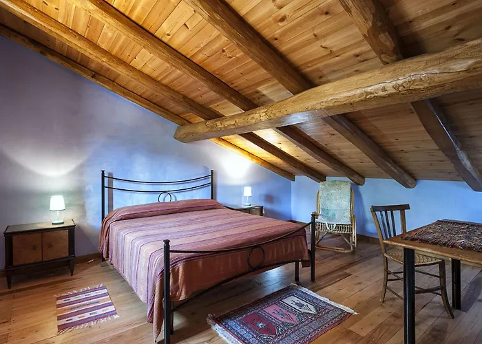 Casa Rosa Milo